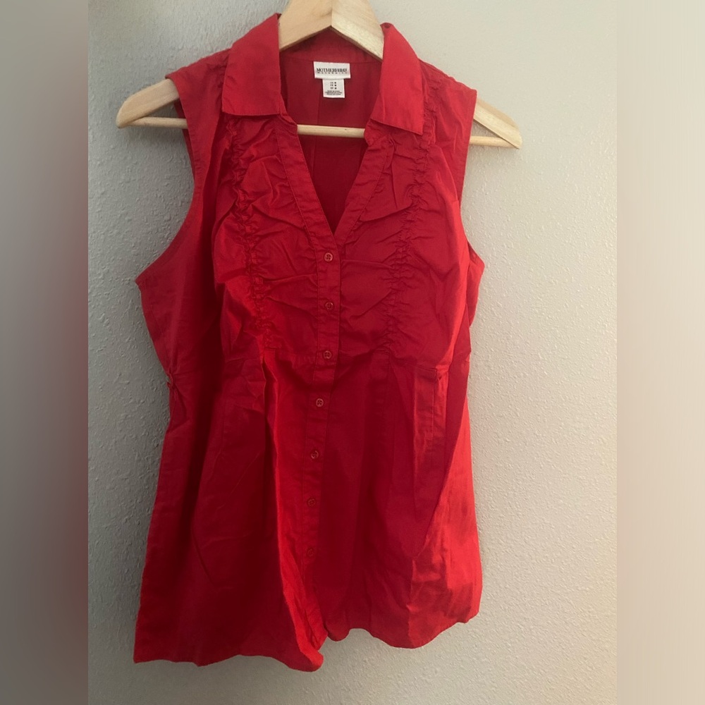 Motherhood Maternity collared tank top